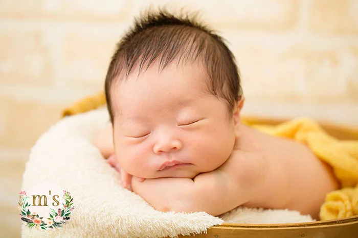 男の子のニューボーンフォト