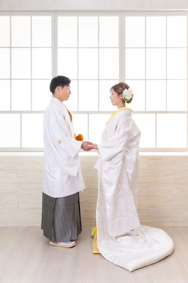 Planning a Kimono Pre-Wedding Shoot in Japan? A Guide for International Couples