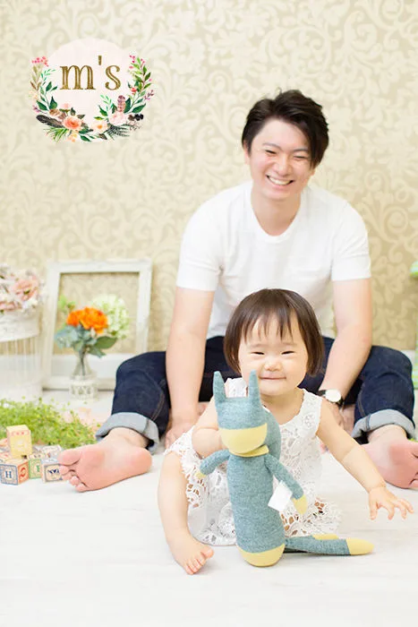 スタジオで１歳お誕生日の撮影